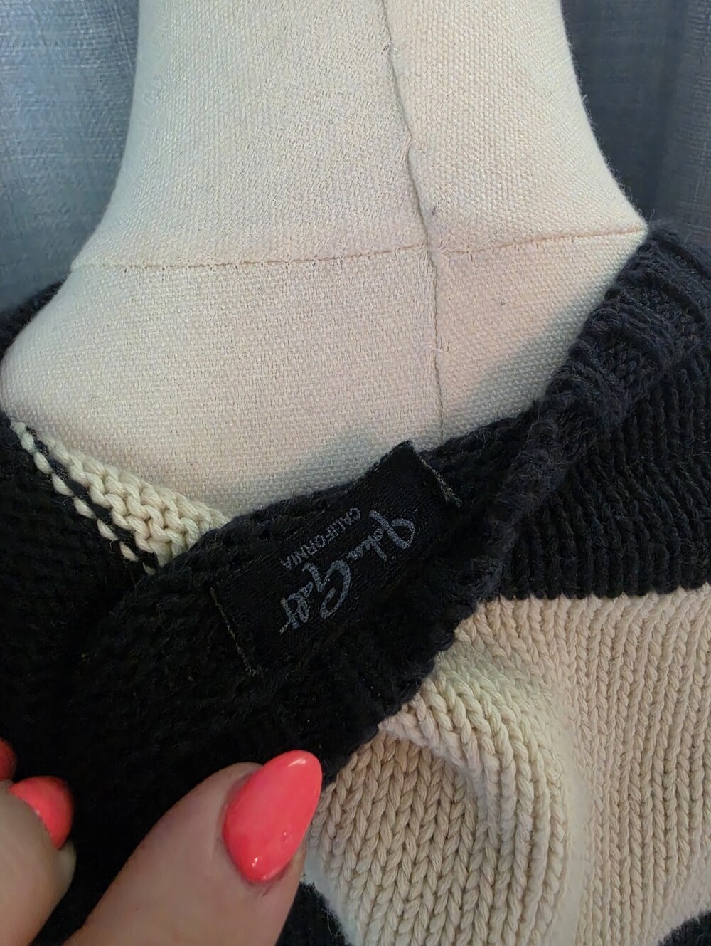 Bandy Melville Striped Sweater - Picture 2 of 4